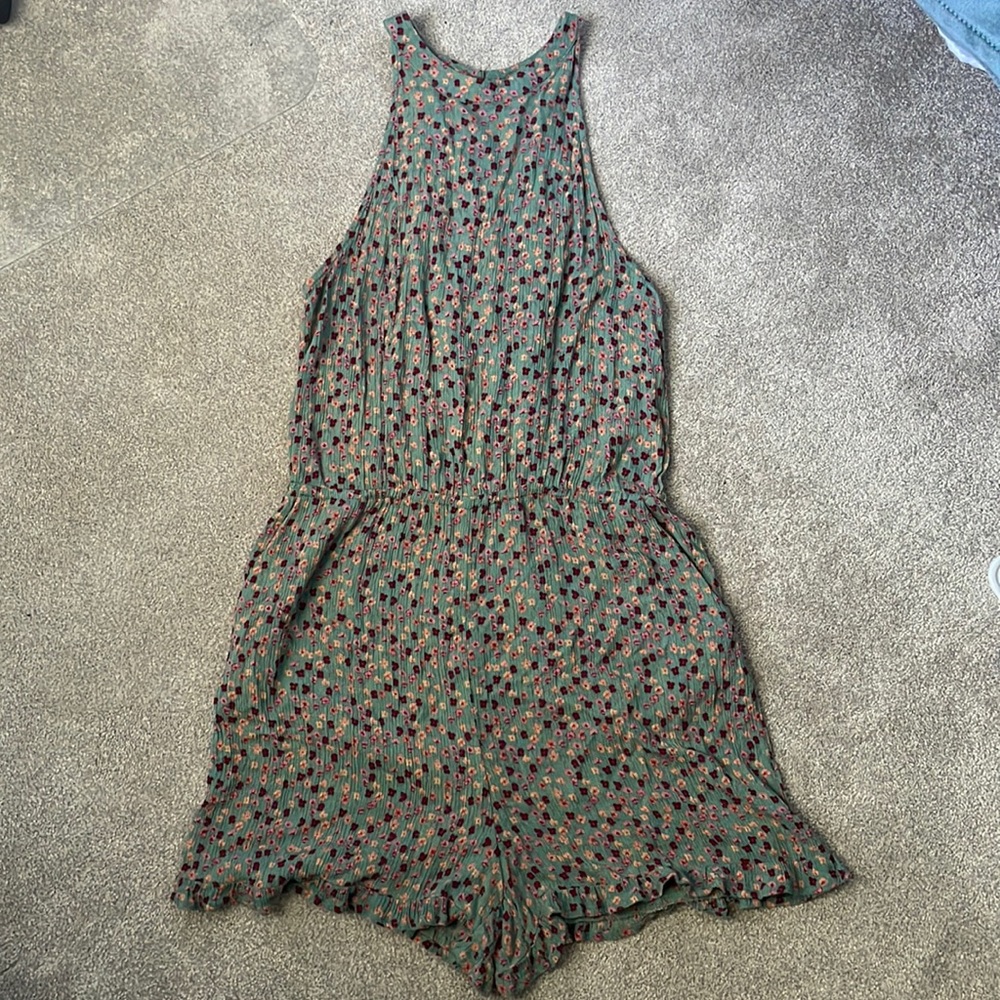 Mossimo Floral Ruffle Romper with Pockets